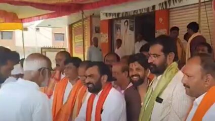 Nanded : नांदेडमध्ये आमदार बालाजी कल्याणकर यांच्या वतीने अनंत चतुर्दशी निमित्त महाप्रसादाचे आयोजन