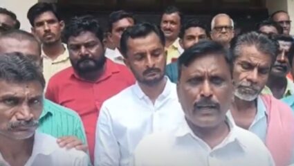Nanded News : हदगावमध्ये शेतकरी एकवटले! पीक नुकसानीच्या पंचनाम्यावरून तहसील कार्यालयावर धडक
