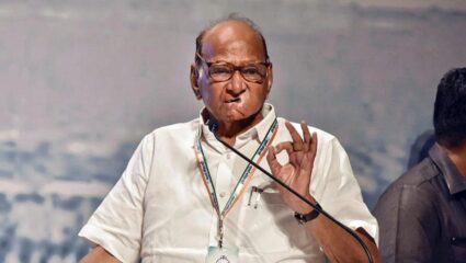Sharad Pawar News : अशी अतिवृष्टी याआधी पाहिली नव्हती…; माजी केंद्रीय कृषीमंत्री शरद पवारांनी राज्य सरकारला दिला मोठा सल्ला
