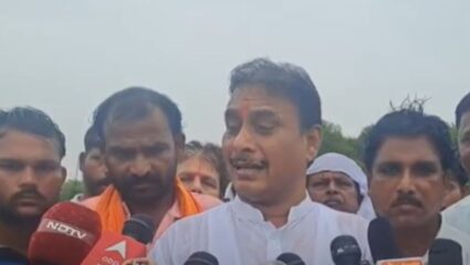 Pandharpur : नुकसानग्रस्तांसाठी मनसेचा मदतीचा हात