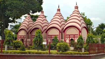 भारतातील ते मंदिर जिथे पडला होता देवी सतीच्या मुकुटाचा रत्न, 12 व्या शतकात बांधण्यात आलेलं प्रसिद्ध शक्तिपीठ
