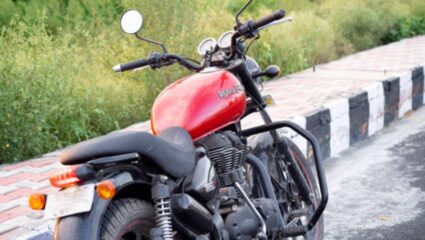 Royal Enfield ची ‘ही’ बाईक झाली अपडेट, नव्या फीचर्ससह लवकरच होणार लाँच