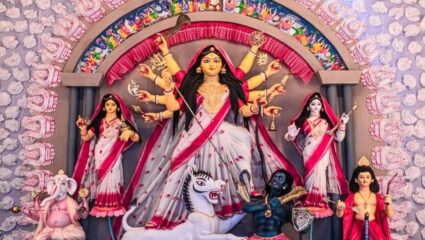 Vastu Tips: शारदीय नवरात्रीत वास्तूच्या या नियमांचे करा पालन, देवी लक्ष्मी आणि शनि देवाचे मिळतील आशीर्वाद