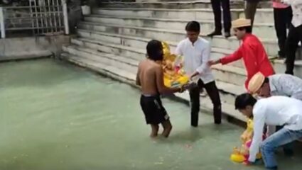 Solapur : छत्रपती संभाजी महाराज तलाव येथील विसर्जन कुंडांची केली पाहणी