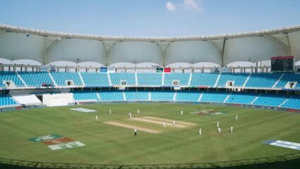 BAN vs SL Pitch Report : आज अबू धाबीच्या खेळपट्टीची स्थिती कशी असेल, फायदा कोणाला मिळणार? जाणून घ्या