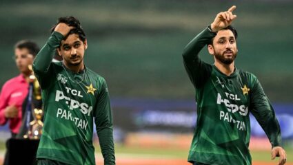 IND vs PAK Asia Cup 2025 : 4 वेळा शून्यावर आऊट होऊनही कर्णधाराने बांधले कौतुकाचे पुल! पाकिस्तानच्या कॅप्टनने केला मोठा दावा