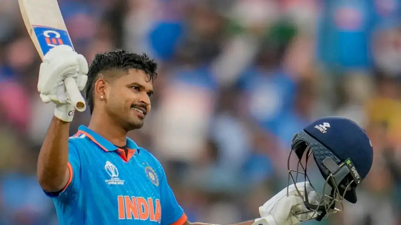 भारतीय टी-२० संघाबाहेर असलेला श्रेयस अय्यर या यादीत तिसऱ्या स्थानावर आहे. हो, अय्यरने आतापर्यंत त्याच्या टी-२० कारकिर्दीत ११०४ धावा केल्या आहेत ज्यामध्ये त्याने संघाच्या विजयात ७७.३ टक्के धावा केल्या आहेत. फोटो सौजन्य - सोशल मिडिया