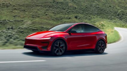 3 सेकंदापेक्षाही कमी वेळेत 0-100 Kmph ची स्पीड पकडते ‘ही’ कार, परफॉर्मन्सला तर तोडच नाही