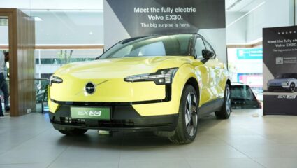 मुंबईत नवीन इलेक्ट्रिक कार Volvo EX30 सादर, सप्टेंबर 2025 च्या अखेरीस होणार लाँच