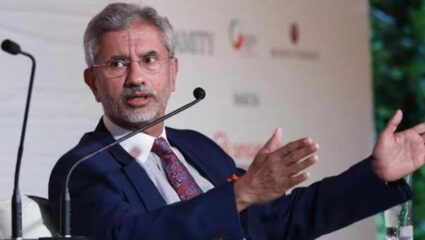 चीन-जपान दौऱ्यावर एकटेच गेले पंतप्रधान मोदी… परराष्ट्र मंत्र्यांनी SCO परिषदेपासून ठेवले अंतर, कारण काय?