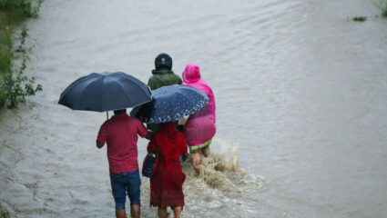 नेपाळमध्ये मुसळधार पावसाचा हाहा:कार ; अनेक भागांमध्ये पूर आणि भूस्खलनाची परिस्थिती, ४७ जणांचा मृत्यू 