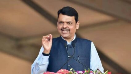 Devendra Fadnavis : ‘इज ऑफ डूईंग बिझनेस’ धोरणामुळे महाराष्ट्रात उद्योजकांसाठी पोषक वातावरण, देवेंद्र फडणवीसांचे प्रतिपादन