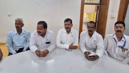 ऊस उत्पादक शेतकऱ्यांनी ऊस परिषदेची वारी चुकवू नये; राजू शेट्टी यांनी केले आवाहन