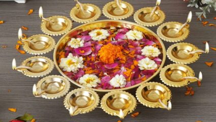 Diwali 2025: दिवाळीच्या दिवशी रात्री तुमच्या राशीनुसार करा हे उपाय, देवी लक्ष्मीचा मिळेल आशीर्वाद