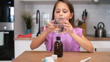 FSSAI Bans ORS Label : न्यायालयाने स्थगित केलेल्या ORS बाबत FSSAI ने आदेशात काय म्हटलं?