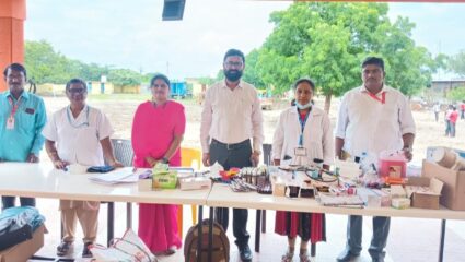 Solapur News : पूराच्या फटक्यानंतर सोलापूर पुन्हा लागले सावरु; प्रत्येक निवारा केंद्रात आरोग्य पथक नियुक्त