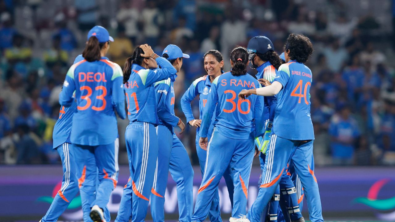 ICC World Cup 2025 : उपांत्य फेरी नाही, आता थेट अंतिम सामना…; भारतीय महिला संघाची ‘या’ समिकरणाने लागेल लॉटरी.. ICC World Cup 2025: No semi-finals, now the final match...; Indian women's team will have to face lottery with 'this' equation..