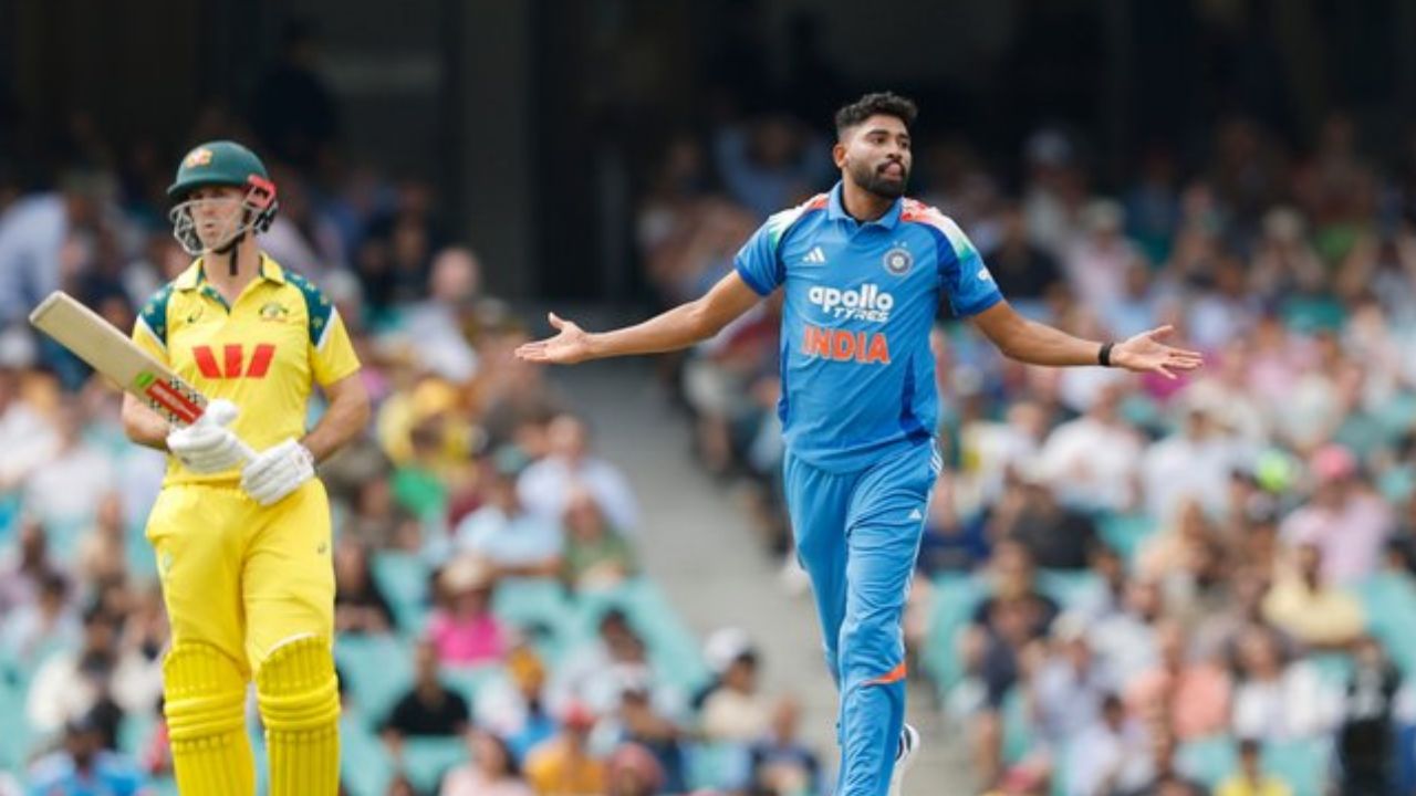 IND vs AUS 3rd ODI :  ऑस्ट्रेलियाचे भारतासमोर 237 धावांचे लक्ष्य! सिडनीत हर्षित राणाचा ‘चौकार’ IND vs AUS 3rd ODI: Australia sets India a target of 237 runs! Harshit Rana's 'four' in Sydney