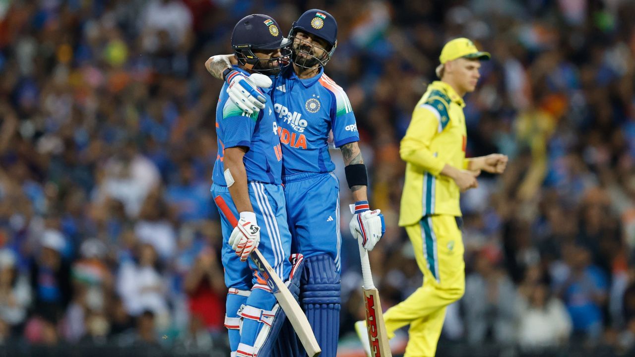 IND vs AUS 3rd ODI : सिडनीत ‘RO-KO’ ची कमाल! भारताने ऑस्ट्रेलियाला 9 विकेट्सने चारली धूळ IND vs AUS 3rd ODI: 'RO-KO' at its best in Sydney! India beat Australia by 9 wickets