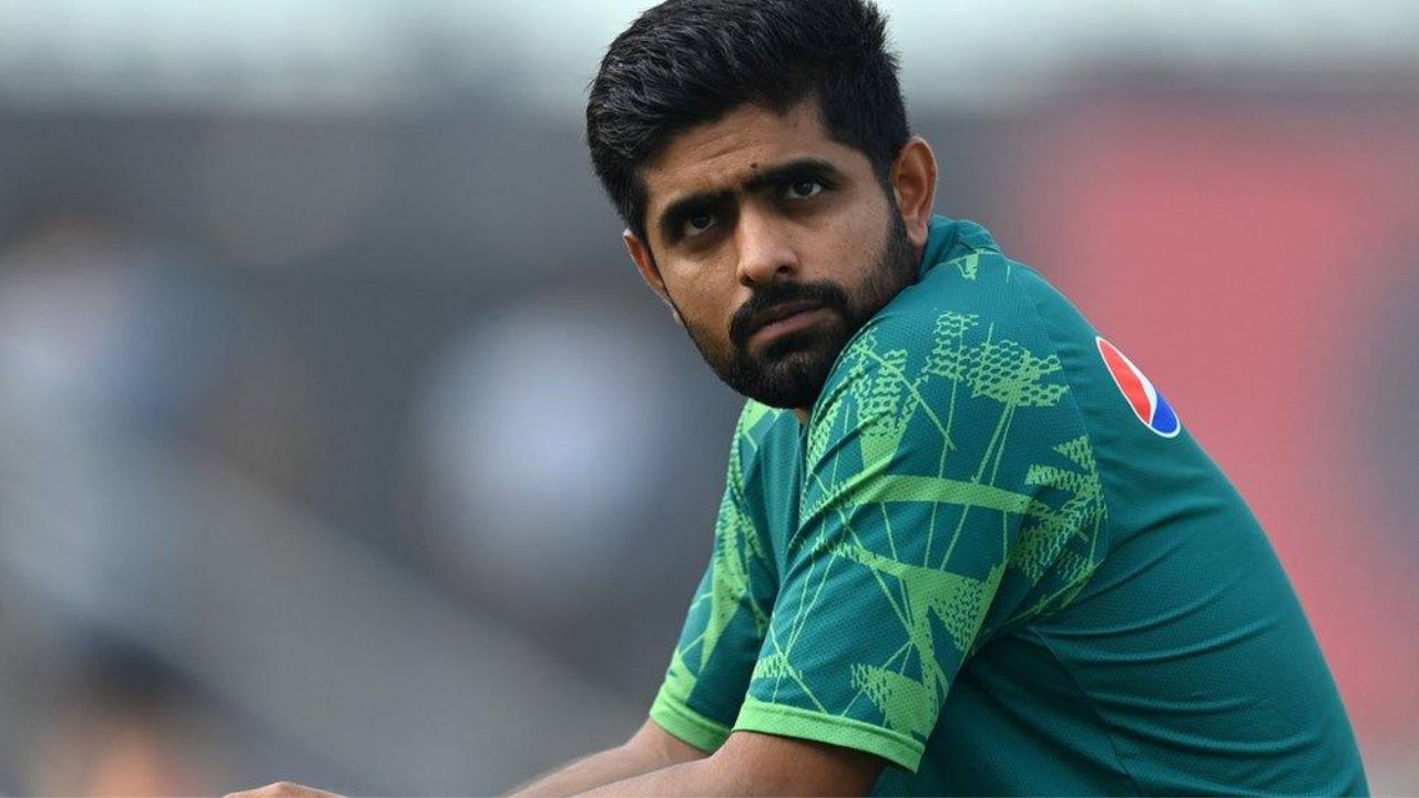 PAK vs SA : बाबर आझम, काय होतास तू? काय झालास तू? पाकिस्तानी संघाच्या मुख्य प्रशिक्षकांनी जारी केला ‘हा’ आदेश  PAK vs SA: Babar Azam, what were you? What have you become? The head coach of the Pakistani team issued 'this' order