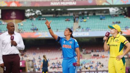 IND W vs AUS W Semi Final Live : भारत-ऑस्ट्रेलिया सामन्यात दोन्ही संघाच्या खेळाडूंच्या हाताला काळ्या पट्ट्या; कारण काय?