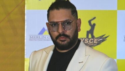 IPL 2026 : मोठी अपडेट समोर! युवराज सिंग आयपीएलमध्ये ‘या’ संघाच्या मुख्य प्रशिक्षकाची धुरा सांभाळणार 