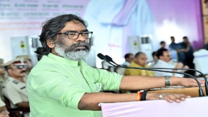 Bihar Election 2025 : महाआघाडी आता फुटीच्या उंबरठ्यावर! JMM बिहार निवडणूक लढवणार नाही, काय आहे नेमकं कारण?