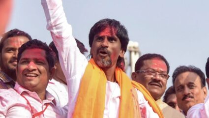 Manoj Jarange Dasara Melava live : हातात सलाईन तरी घेतला दसरा मेळावा; मनोज जरांगे पाटील यांनी मराठा समाजाला दिला मोलाचा सल्ला