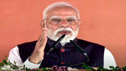 मोदींचे दिवाळी गिफ्ट! मध्यमवर्गीयांना मिळणार मोठा दिलासा, घर बांधणीसाठी घेतला महत्त्वपूर्ण निर्णय