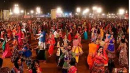 Virar News :’एकही हिंदू मुलगी सोडू नका’, गरबा खेळायला येणाऱ्या तरुणींबाबत अश्लील चॅट व्हायरल, लव्ह जिहादचा आरोप