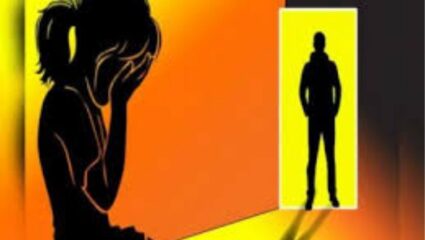 Parbhani Crime: सहलीला जाणं विद्यार्थनीला पडलं महागात! शिक्षकाने कपडे बदलतानाचा व्हिडीओ बनवला, AI चा वापर करून…