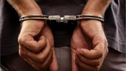 Solapur Crime: सोलापूरात भोंदू बाबाचा कारनामा! जमिनीतून गुप्तधन काढून देतो म्हणत 1 कोटी 87 लाखांची फसवणूक