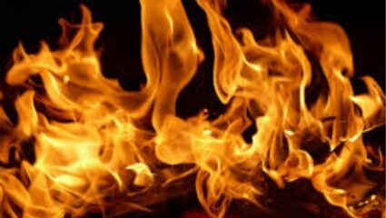 Thane News: धक्कादायक! मैत्रिणीशी भांडण झालं, रागाच्या भरात १७ वर्षीय मुलाने मैत्रिणीला जाळलं