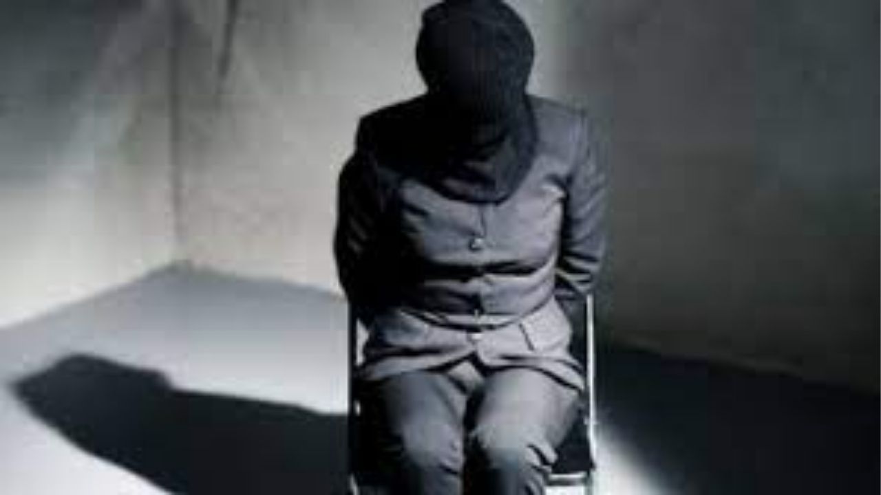 Titwala Crime: “पैसे दे नाहीतर दरीत फेकेन!” टिटवाळ्यात सोनाराला धमकी देत बेदम मारहाण