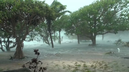 चीनमध्ये Typhoon Fengshen उडवणार थरकाप; ताशी 72 किमी प्रतीतास वेगाने…; ब्लू अलर्ट जारी