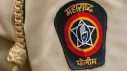 Crime News: गुन्हेगारांवर वचकच नाही! टेम्पो बाजूला घ्यायला सांगितले म्हणून चालकाने थेट महिला पोलिसावर…