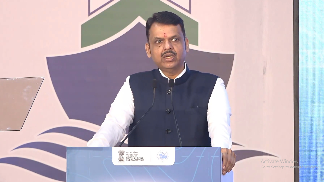 Devendra Fadnavis: “महाराष्ट्र देशाच्या सागरी व्यापार आणि…”; CM फडणवीसांनी व्यक्त केला विश्वास Devendra Fadnavis: "महाराष्ट्र देशाच्या सागरी व्यापार आणि..."; CM फडणवीसांनी व्यक्त केला विश्वास