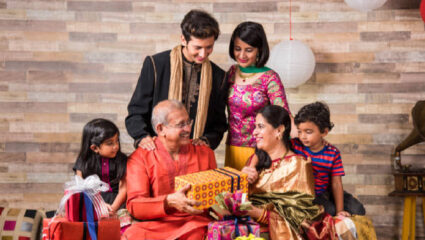 Diwali 2025: सजावटीतून सजगतेकडे; दिवाळी भेटवस्तूंमध्ये बदलता ट्रेंड