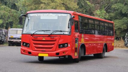 ST Employees Protest : एसटी कामगार संपावर जाणार की नाही? परिवहनमंत्र्यांनी दिला महत्त्वाचा निर्णय