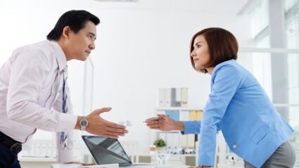 Salary Negotiation Tips: ऑफीसमध्ये पगारवाढीची मागणी कशी कराल? AI ची अशी घ्या मदत, अन्यथा आयुष्यभर पश्चाताप कराल!