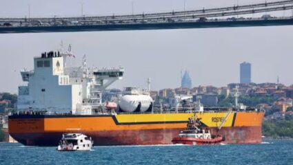 ब्रिटनची रशियाविरोधात मोठी कारवाई; ‘या’ तेल कपंन्यांवर लादले निर्बंध, भारतावर होणार परिणाम?