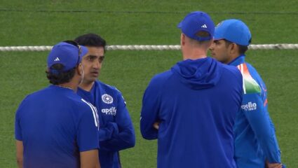 IND vs AUS : ऑस्ट्रेलियाविरुद्ध पराभव झाल्यानंतर गंभीरने घेतली शुभमन गिलची शाळा! कॅमेऱ्यात कैद झाली संपूर्ण घटना