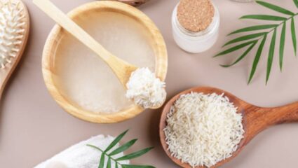 चेहऱ्यावर आलेल्या पिंपल्समुळे त्वचा निस्तेज झाली आहे? मग चमचाभर तांदळाच्या पिठात मिक्स करा हे पदार्थ, पिंपल्स होतील गायब