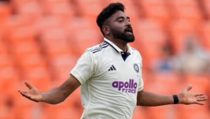 IND vs WI 1st Test: मिया मॅजिक! सिराजने रचला इतिहास;’हा’ भीम पराक्रम करणारा ठरला तो जगातील एकमेव गोलंदाज
