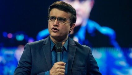 IND VS AUS : ‘प्रत्येक खेळाडूला एके दिवशी…’, रोहितच्या जागी कर्णधारपदी गिलची वर्णी,  सौरव गांगुली स्पष्टच बोलला 