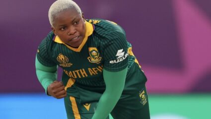 भारताच्या हरलीन देओलविरुद्धची कृती भोवली! दक्षिण आफ्रिकेच्या गोलंदाज म्लाबाला आयसीसीने झापले