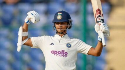 IND vs WI : ऐकावे ते नवलच! 175 धावा करूनही, यशस्वी जयस्वालच्या झोळीत नकोसा विक्रम