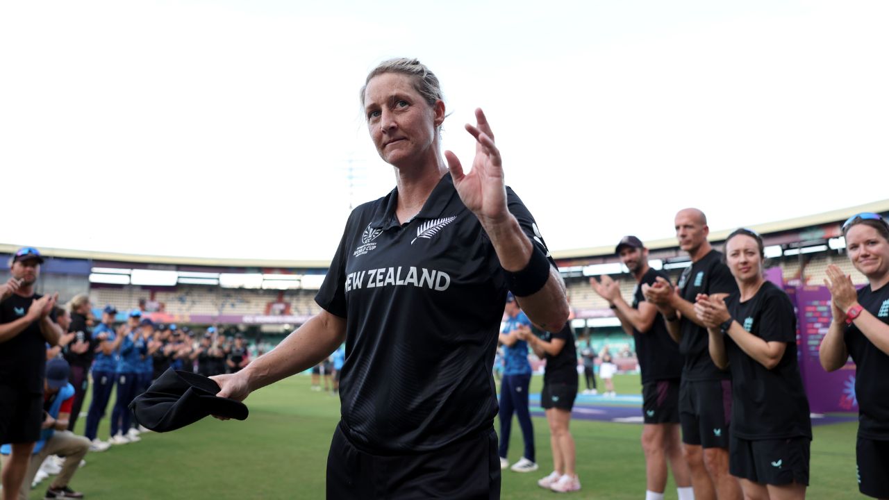 Sophie Devine Announced Retirement: न्यूझीलंडची कर्णधार सोफी डिव्हाईनचा वनडे क्रिकेटला अलविदा! वर्ल्ड कपमधून पत्ता कट होताच भावूक न्यूझीलंडची कर्णधार सोफी डिव्हाईनचा वनडे क्रिकेटला अलविदा! (Photo Credit- X)