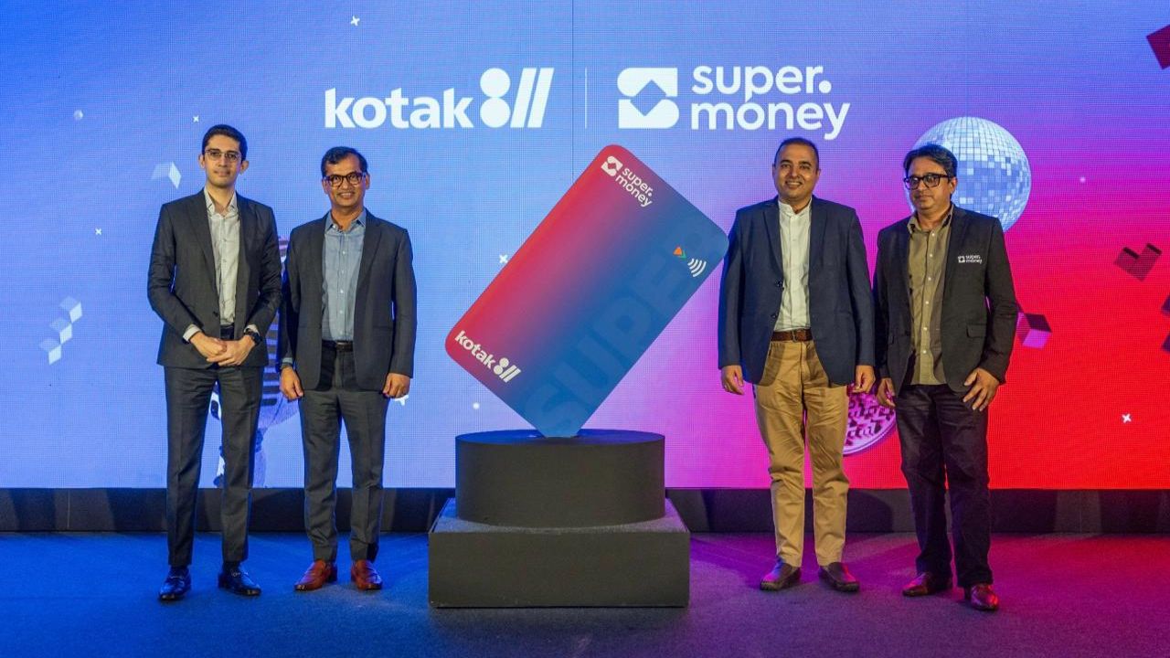 Kotak 811 3-in-1 Super Account: कोटक ८११ ने लॉन्च केले ‘३ इन १ सुपर खाते’! बचत, एफडी आणि क्रेडिट कार्ड एकाच ठिकाणी