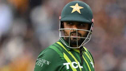 पाकिस्तानचे टाॅप 5 सर्वात वाईट फलंदाज कोणते? बाबर आझम यादीत सामील, शाहिद आफ्रिदीच्या लज्जास्पद विक्रमाशी केली बरोबरी